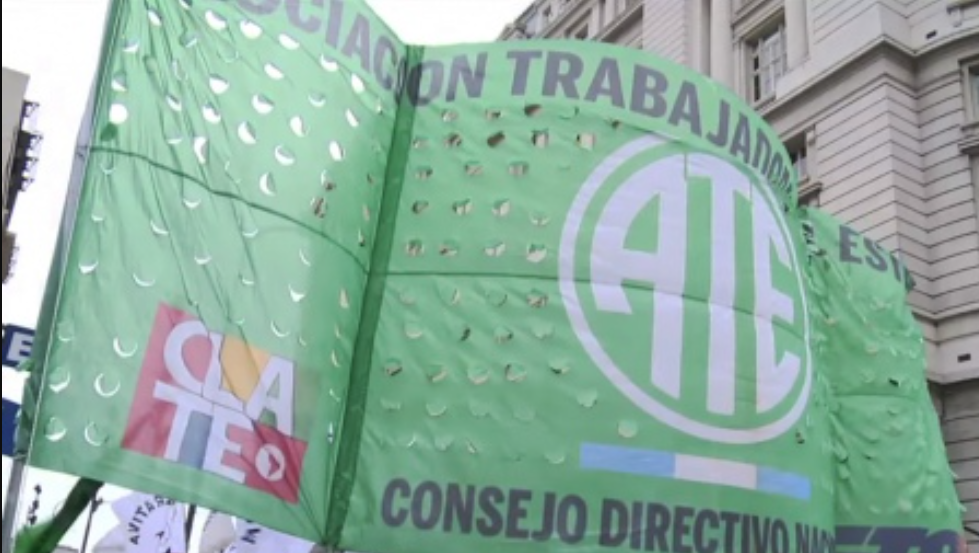 Abuso de autoridad y suma del poder público: ATE denunció penalmente a Milei | Política y economía