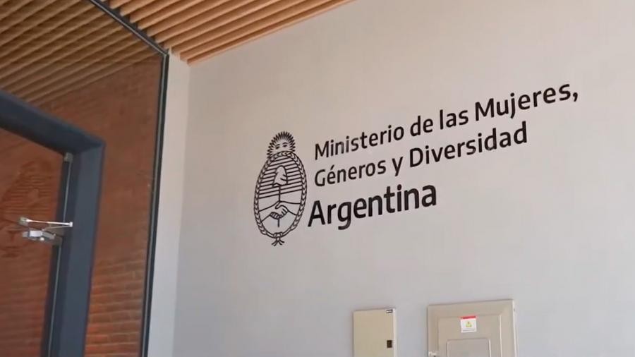 El Ministerio de la Mujer pasó a ser una subsecretaría y revisarán sus contratos laborales | Política y economía