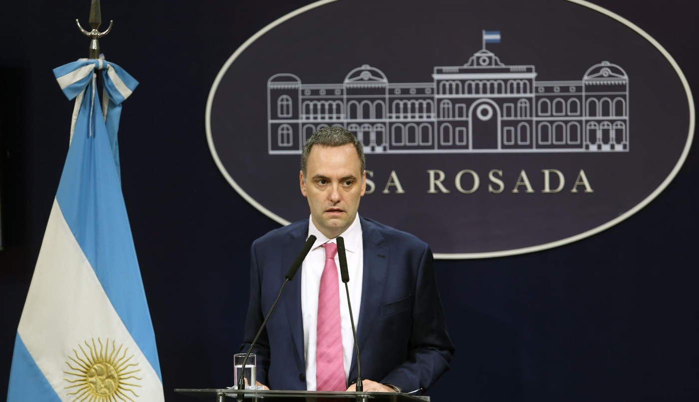 El Gobierno responsabilizó al Congreso y a la Justicia por el aumento del dólar | Política y economía