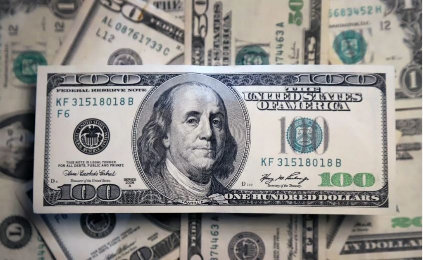 El dólar blue se dispara $70 y las cotizaciones financieras tocan valores récord | Política y economía
