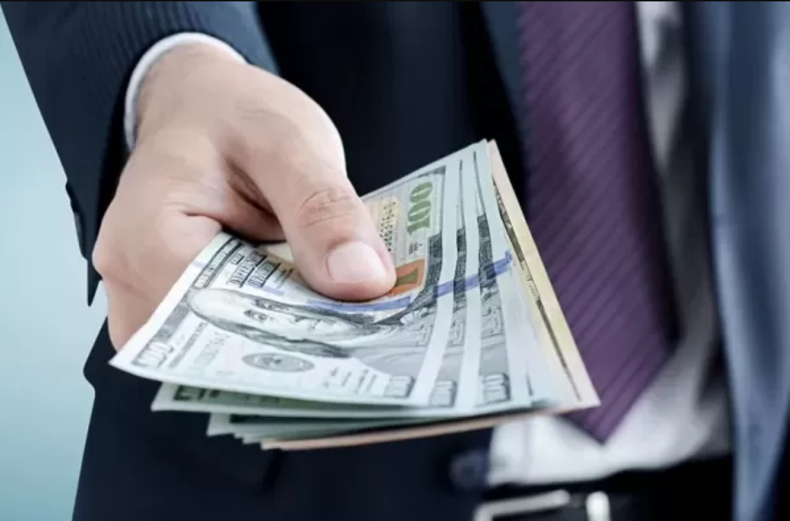 Nuevo acuerdo con el FMI: suben acciones y bonos, y cede el dólar blue | Política y economía