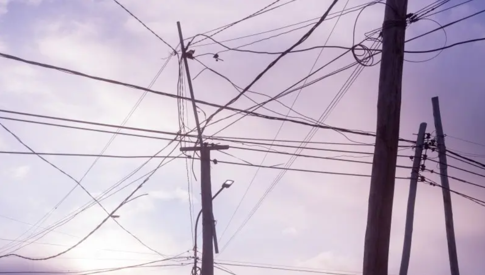 Intentaba hacer una conexión ilegal y murió electrocutado | Actualidad