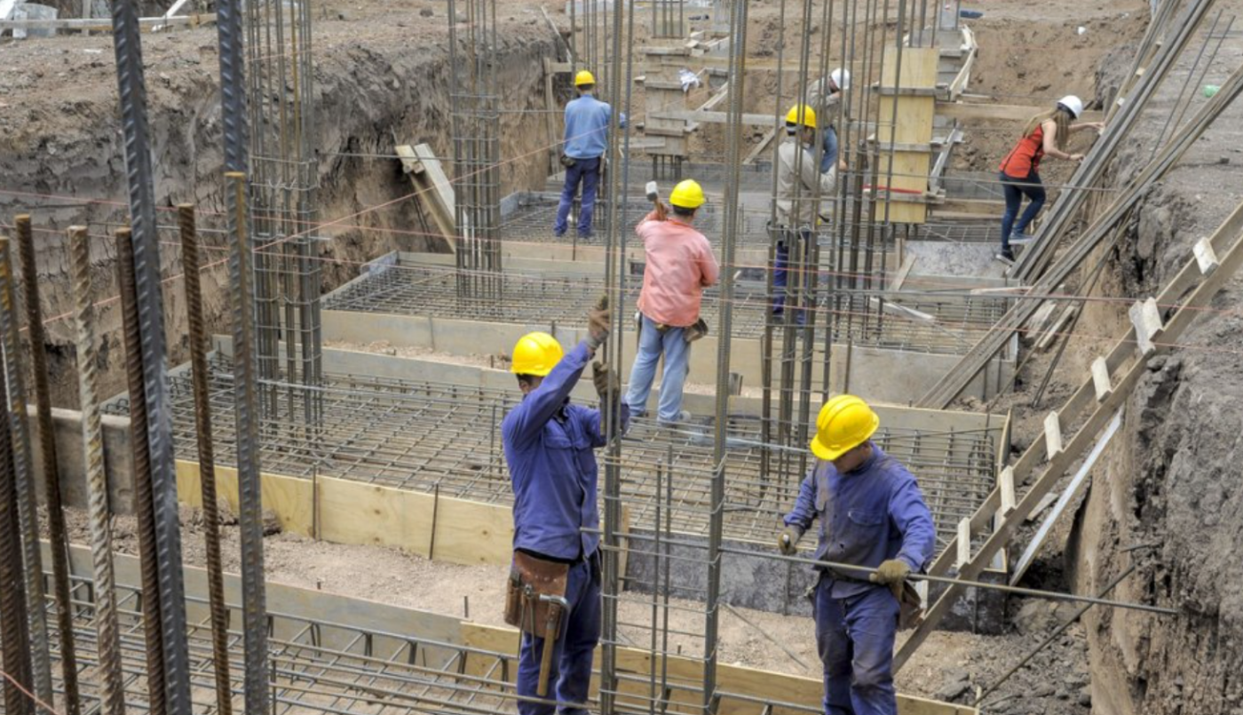 Salarios: UOCRA logró una suba de 20% para enero y negociará aumentos todos los meses | Actualidad
