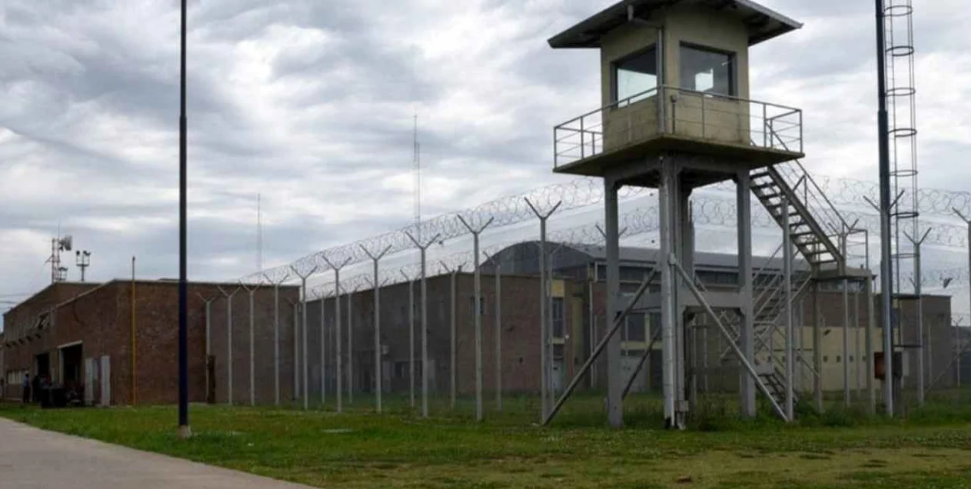 Los presos de las cárceles de Santa Fe comenzarán a usar uniformes | Actualidad