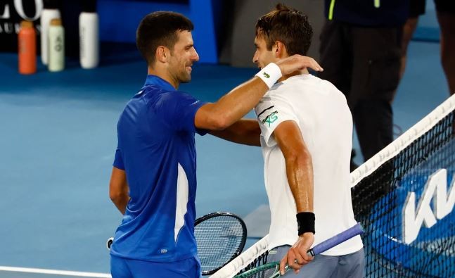 "Es fantástico para el tenis argentino lo que está haciendo", el elogio de Djokovic para Etcheverry | Deportes