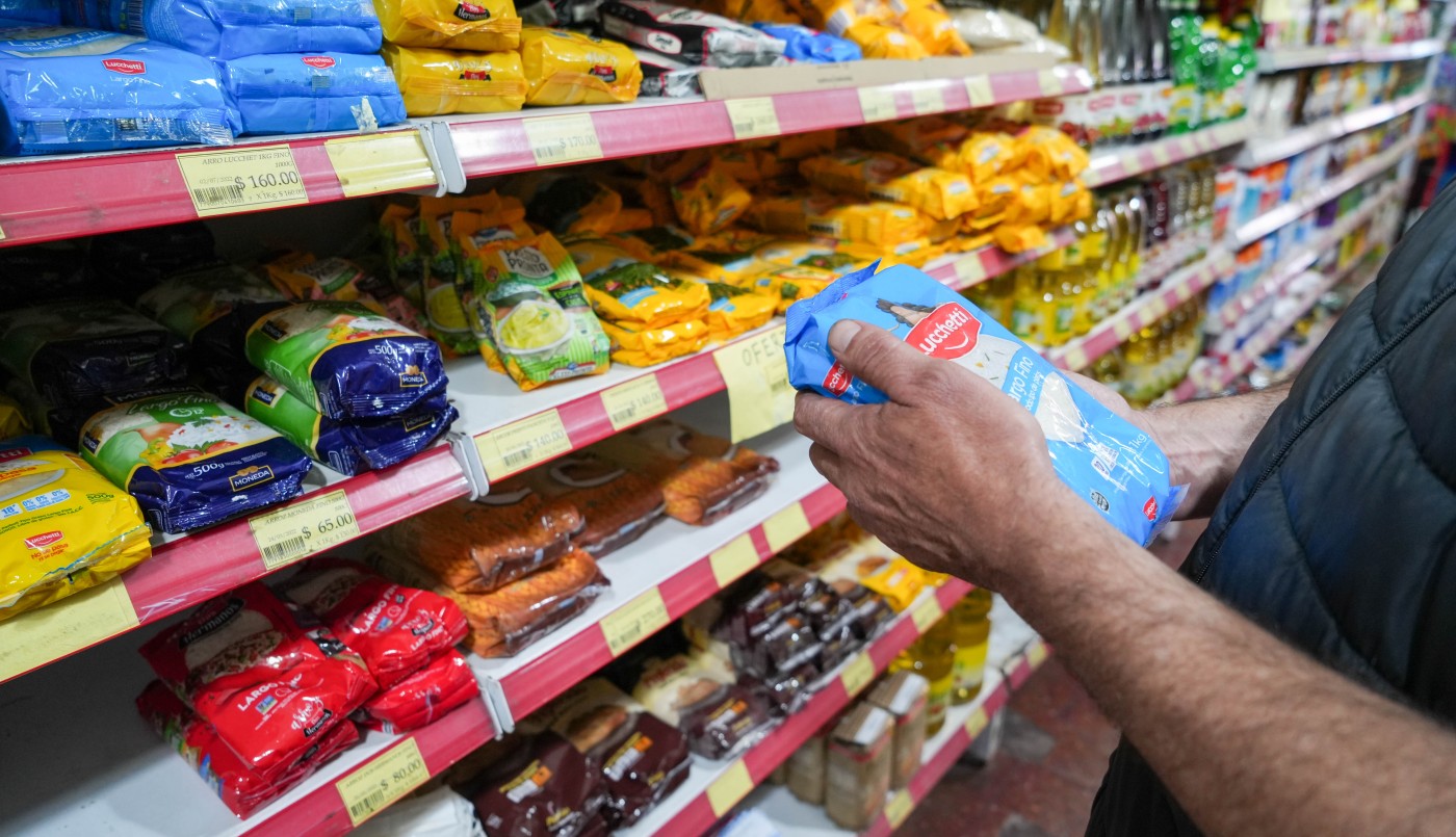 La inflación en alimentos se desacelera después de semanas y le da aire al índice de enero | Política y economía