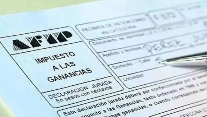 Ganancias: el Gobierno enviará un proyecto al Congreso con un piso de $1.350.000 | Política y economía
