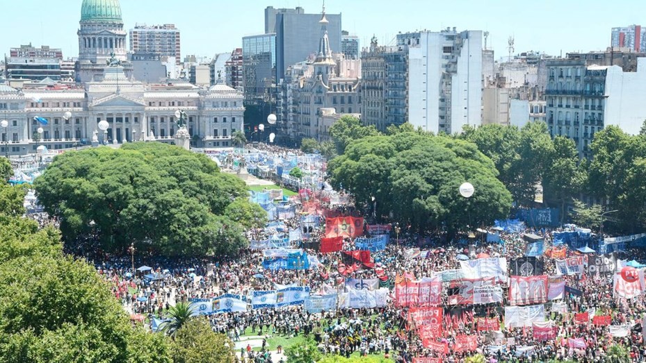 Buenos Aires: se cumple el paro en rechazo a las políticas del Gobierno | Política y economía
