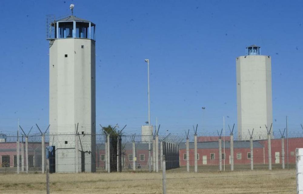 Un agente penitenciario quiso ingresar psicofármacos a la cárcel de Bouwer | Córdoba