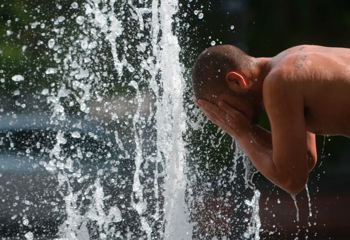 Hay alertas roja, naranja y amarilla por calor extremo en nueve provincias | Actualidad