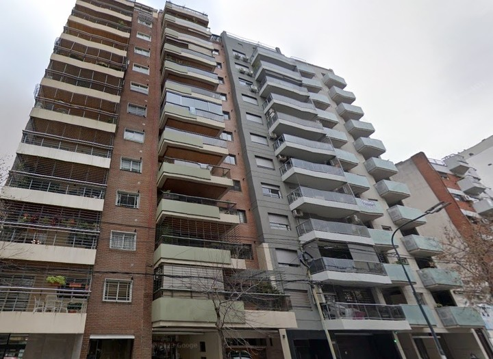 Trepó dos pisos para robar un departamento, se llevó un monopatín y lo capturaron con dos cómplices | Actualidad