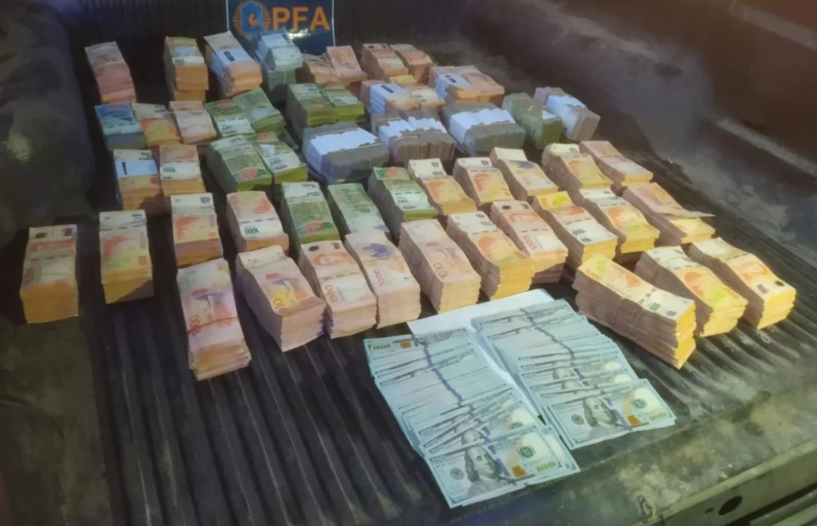 En un control vehicular, le incautaron más de 22 millones de pesos que no pudo justificar | Actualidad