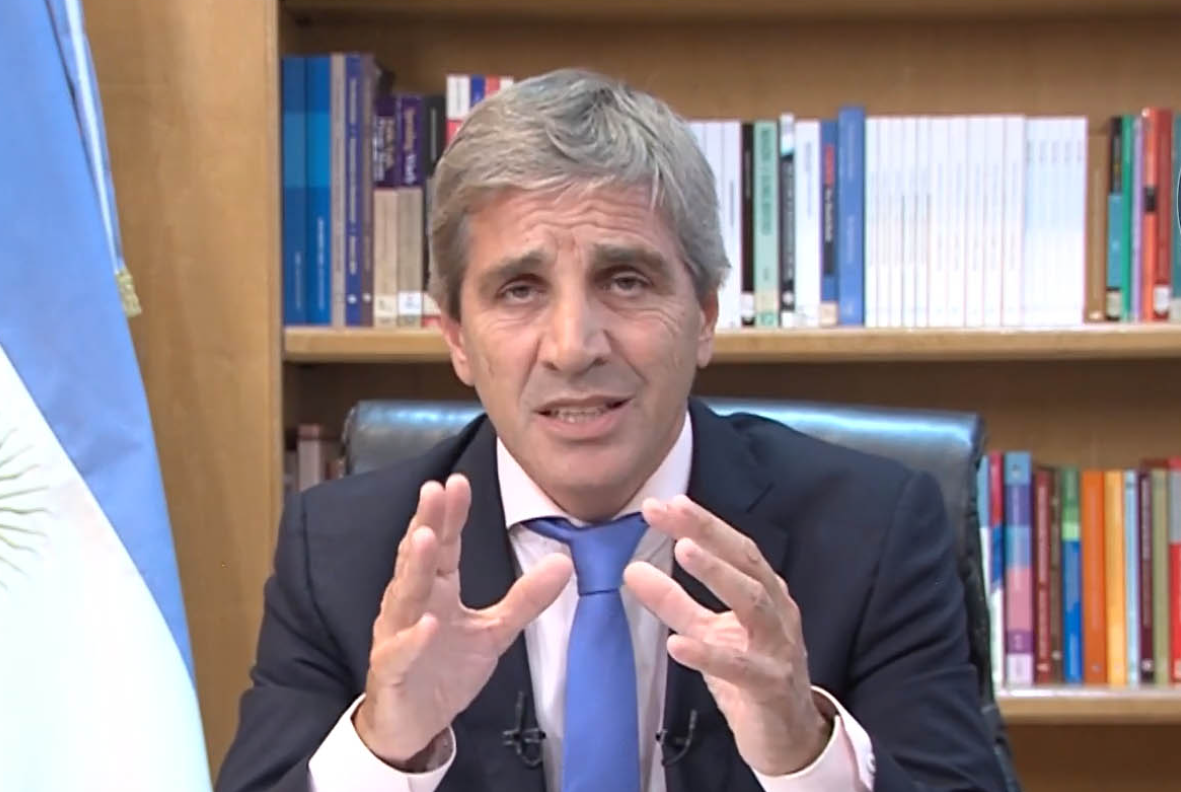 Caputo le respondió a Cristina Kirchner: "La invito a tener un poco de dignidad y permanecer callada" | Política y economía