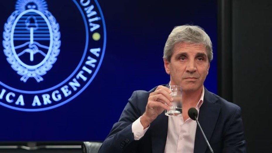 Caputo continúa con la agenda internacional y viajará a la asamblea anual del BID | Política y economía