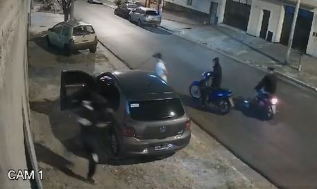 Balearon en el pecho a una policía en un intento de robo: “En qué país estamos viviendo”, dijo su padre | Actualidad