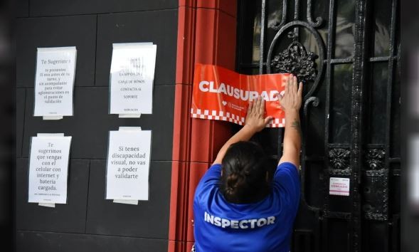 La Plata: clausuraron dos locales donde escaneaban el iris de las personas para Worldcoin | Actualidad