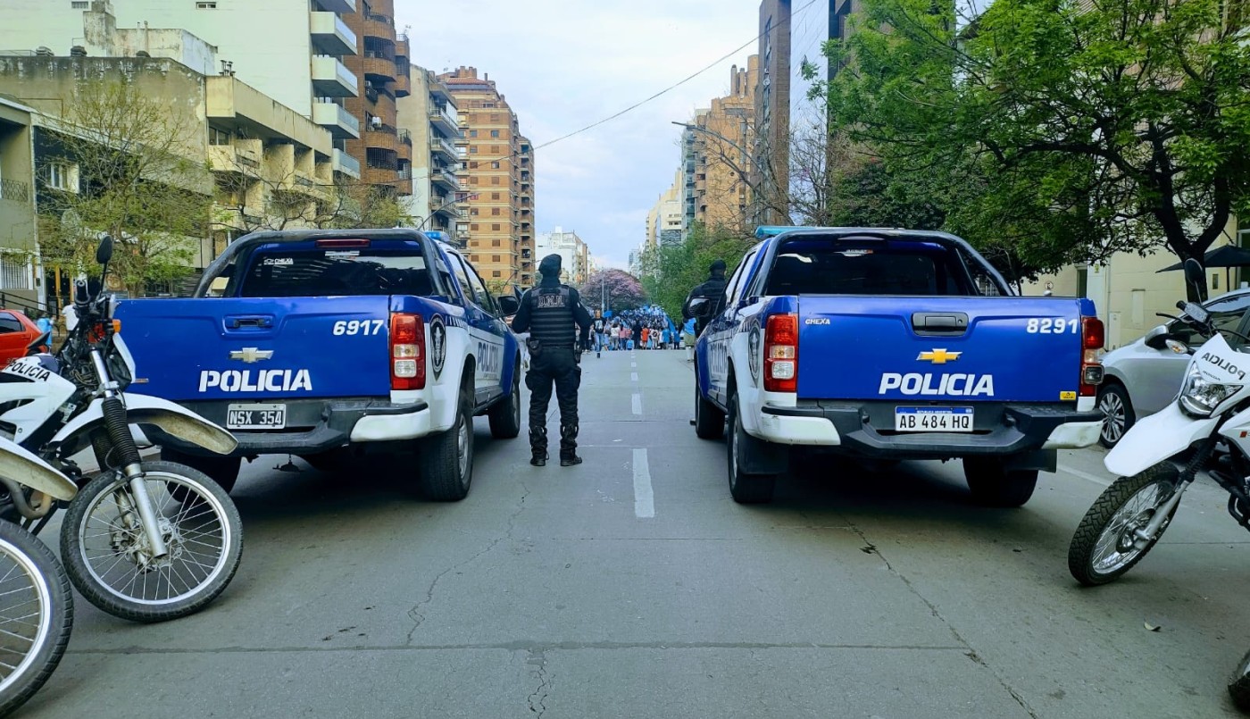Ocho "naranjitas" fueron detenidos por cobro ilegal en concierto de Luis Miguel en Córdoba | Córdoba