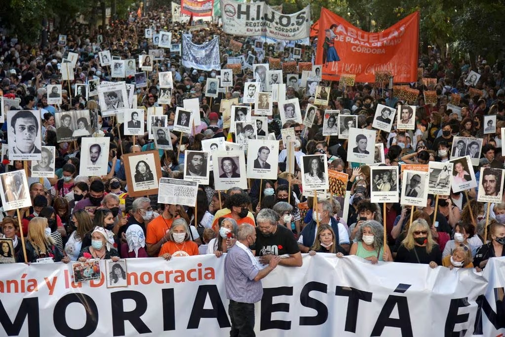 Histórica manifestación en Córdoba en el Día de la Memoria | Córdoba