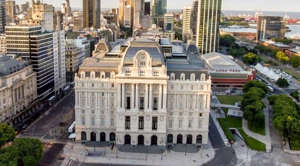 El Gobierno le cambiará el nombre al Centro Cultural Kirchner | Política y economía