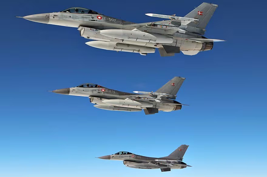 El Gobierno firmó un acuerdo con Dinamarca por la compra de aviones F-16 | Actualidad