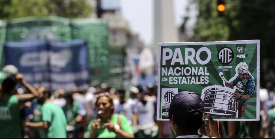Despidos masivos: ATE no descarta "ocupaciones pacíficas" de ministerios | Política y economía