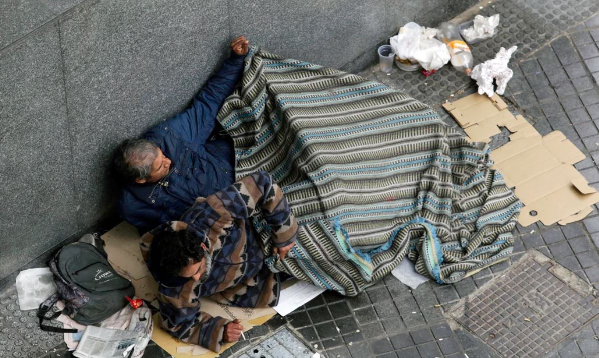 Cierra un trimestre para el olvido: recesión, inflación, pérdida de empleos y caída del consumo | Política y economía