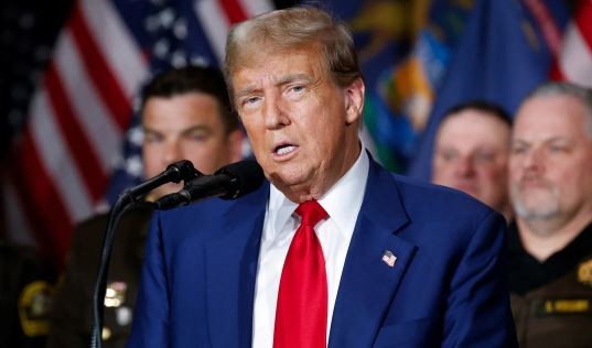 Trump llamó "animales" a migrantes y puso el foco en los ilegales | Internacionales