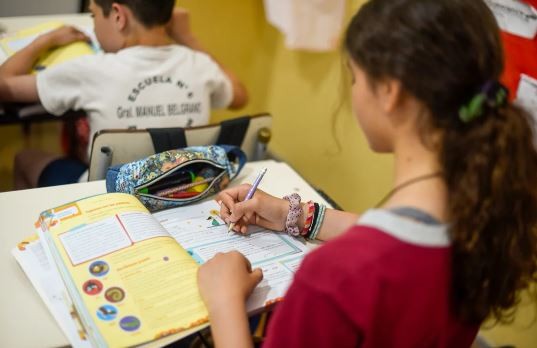 Inició la inscripción a los vouchers educativos para escuelas privadas: cómo acceder | Política y economía