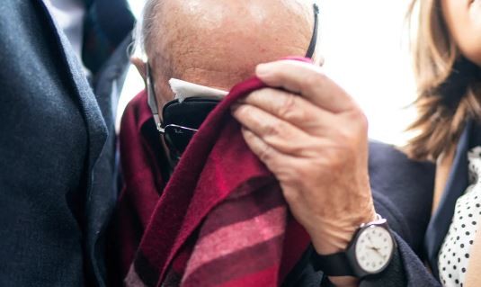 Joe Lewis no irá a prisión: lo condenaron a tres años de libertad condicional y multa de U$S5 millones | Internacionales