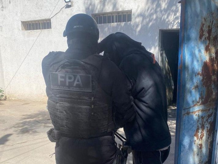 Desbarataron dos invernaderos de marihuana en Villa María y Villa Nueva | Córdoba