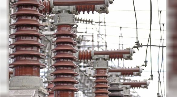 La deuda con el sistema eléctrico ya ronda los US$ 2.000 millones y el Gobierno busca una salida para pagarla | Política y economía