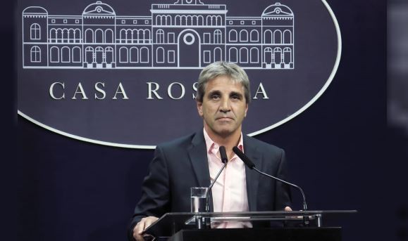 Vaticinan que la Argentina podrá volver al mercado internacional de crédito en 2025 | Política y economía