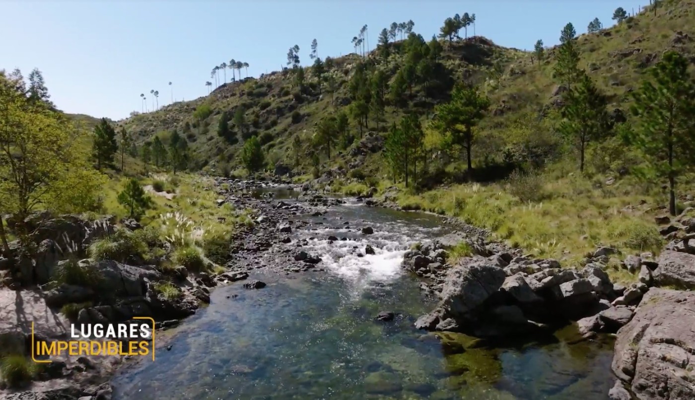UN LAGO IMPERDIBLE QUE FORMA EL CAUCE DEL RIO CTALAMOCHITA | Lugares Imperdibles