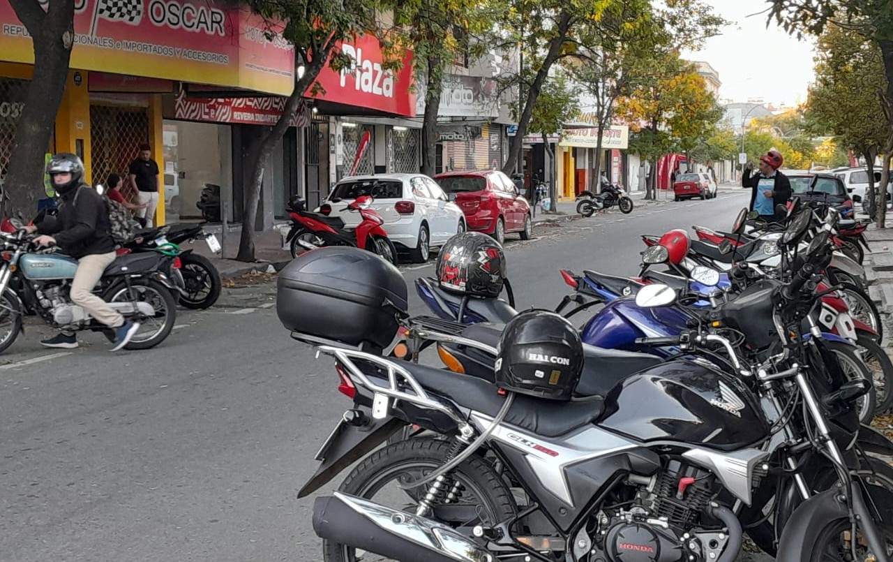 Un taxista de Córdoba fue víctima de un violento robo en pleno centro de la ciudad | Córdoba