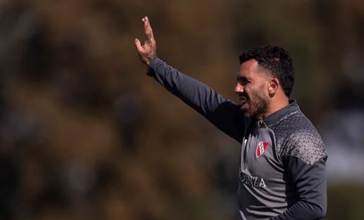 Tevez, internado después de hacerse unos estudios por un dolor en el pecho | Deportes