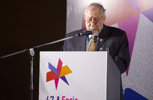 Fuerte crítica al presidente Javier Milei en el discurso de apertura de la Feria del Libro | Política y economía