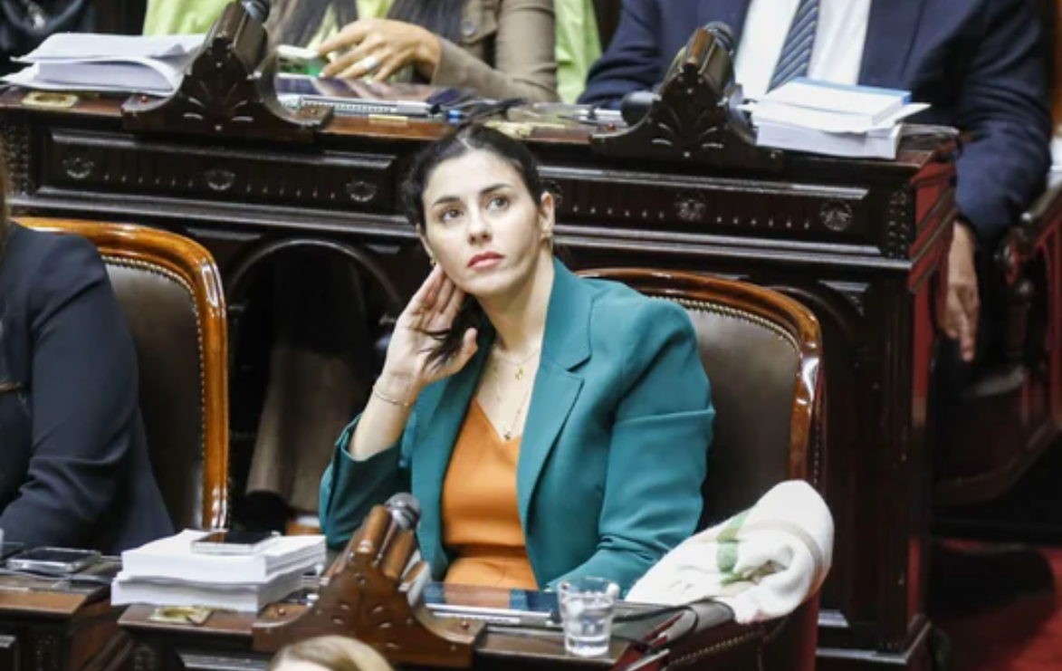 Reapareció Marcela Pagano en el Congreso: "A la gilada ni cabida" | Política y economía