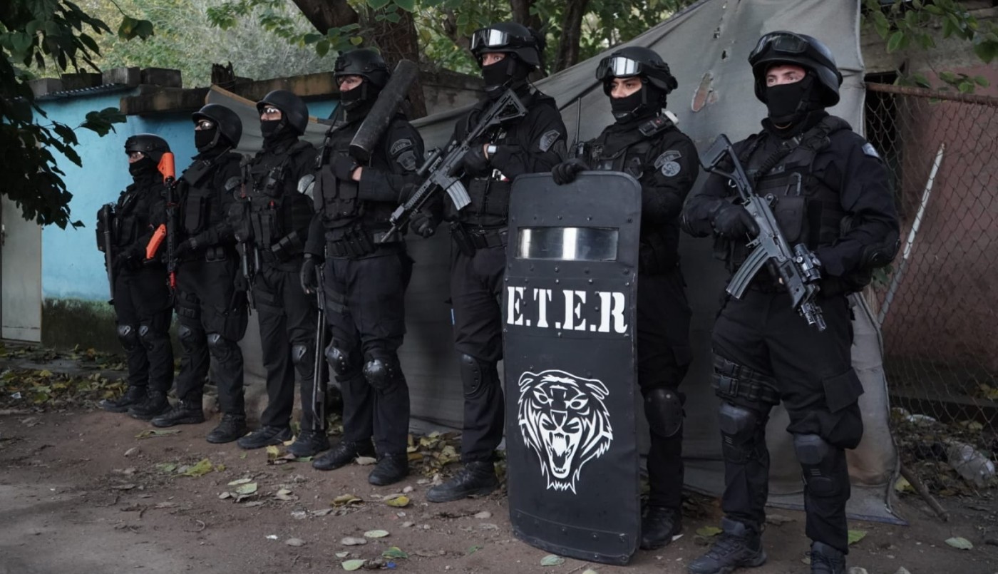 Video: 15 detenidos durante múltiples allanamientos en Villa La Tela | Córdoba