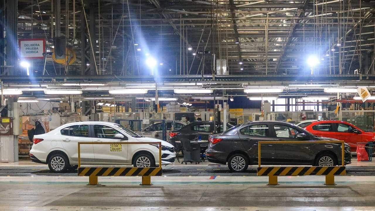 Fiat frena su producción en Córdoba por falta de insumos | Córdoba