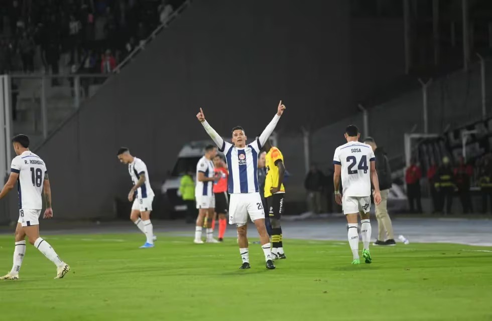 Talleres le ganó a Barcelona de Ecuador y quedó a un paso de la clasificación | Deportes