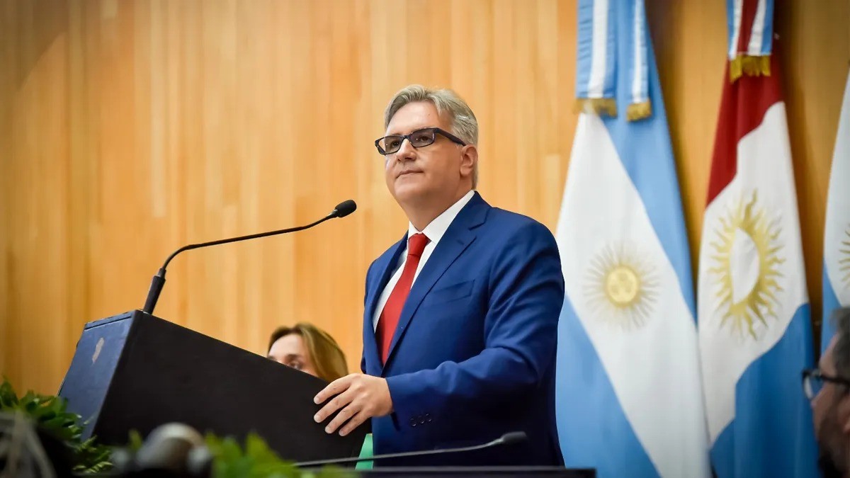 25 de Mayo: si el presidente viaja a Córdoba, Llaryora dijo que lo recibirá | Córdoba