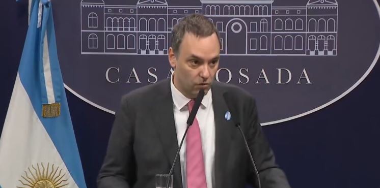 El Gobierno invitó "a todos los argentinos a ser parte del Cabildo de Mayo" | Política y economía