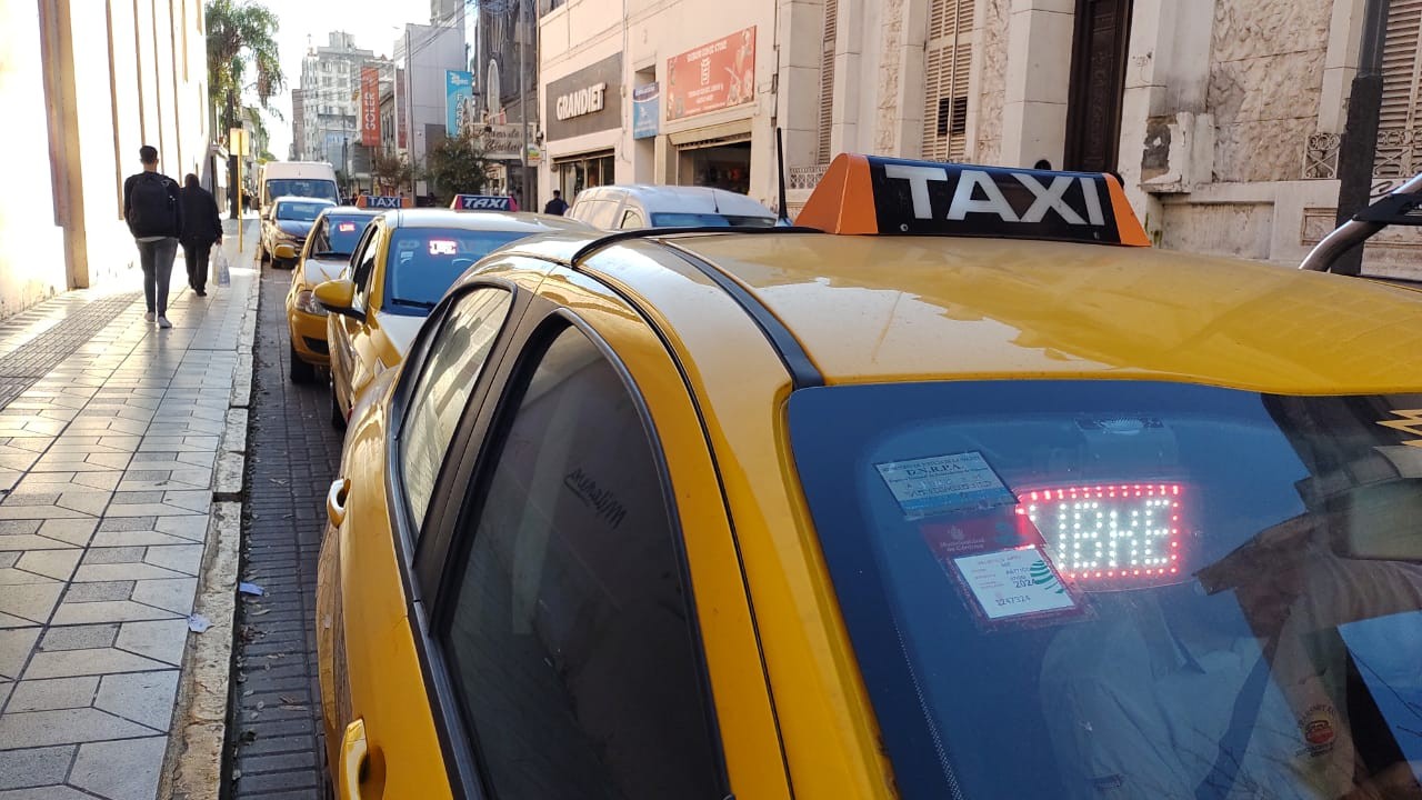 Corte de GNC: prevén un impacto en el servicio de taxis y podrían resentir la frecuencia nocturna | Córdoba