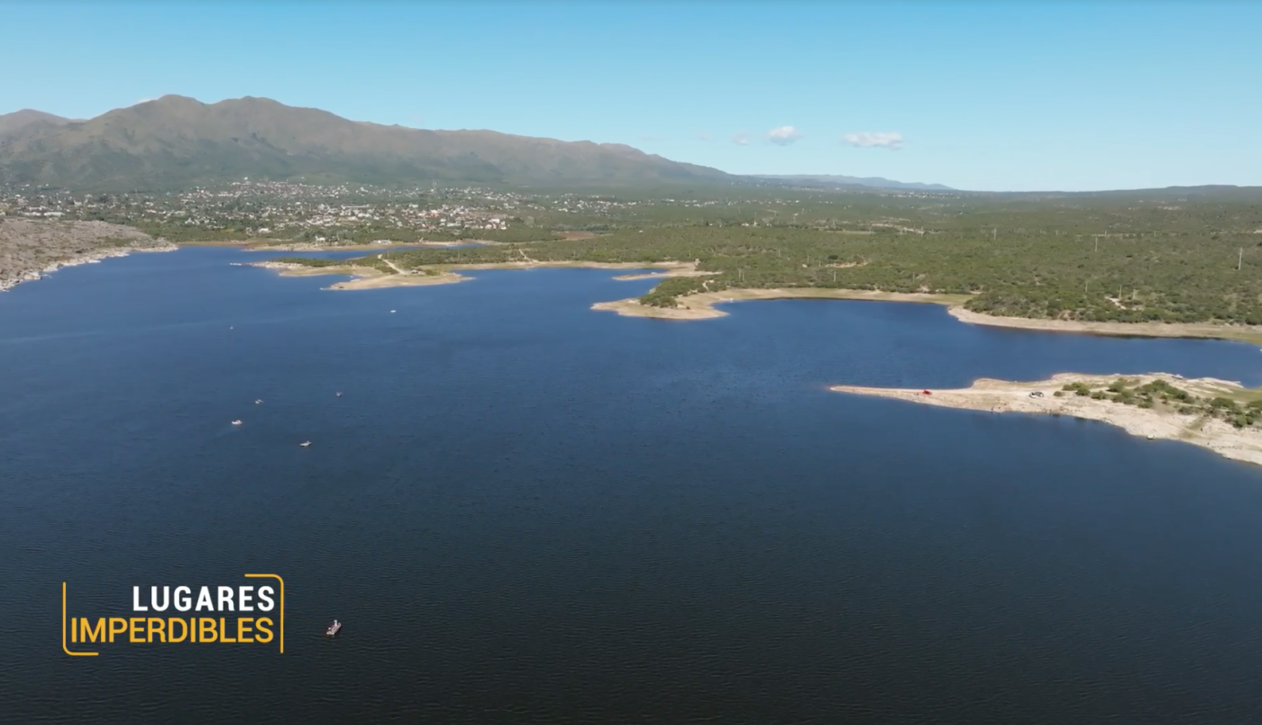 Un lago imperdible a los pies del Uritorco | Lugares Imperdibles