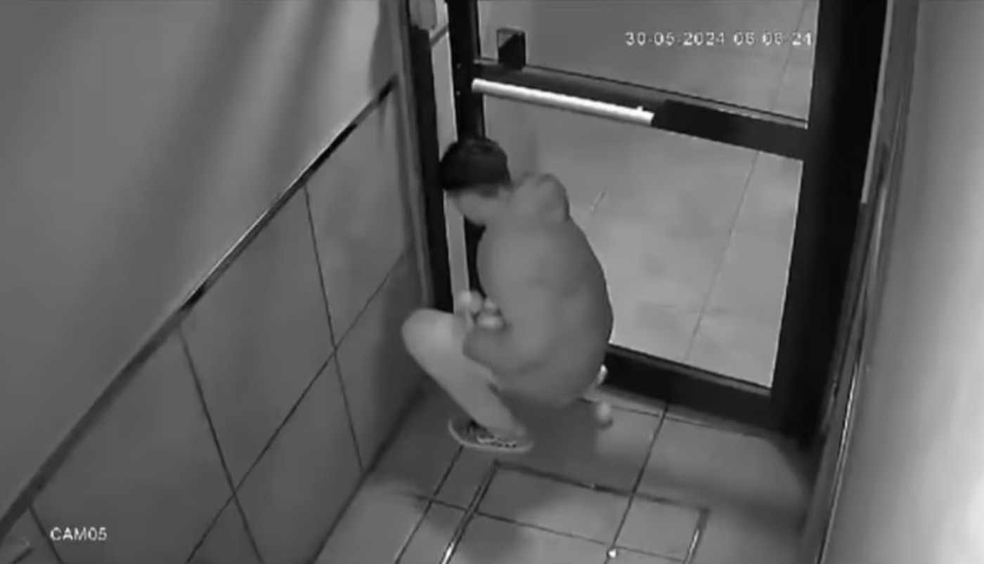 Delincuentes utilizan mandarinas para trabar puertas en B° San Vicente" | Córdoba