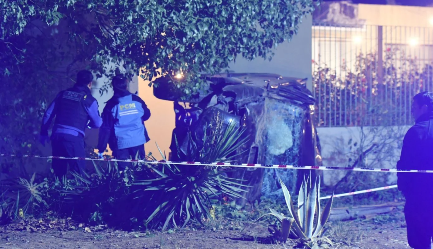 Chico de 14 años se llevó la camioneta del padre, chocó contra un poste y murió | Actualidad