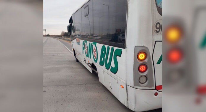 Casi tragedia: un colectivo perdió dos ruedas en Avenida Circunvalación | Córdoba