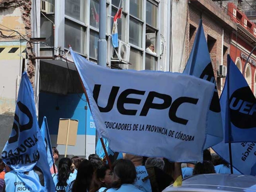 Paritarias: UEPC le reclama a Llaryora una recomposición salarial | Córdoba