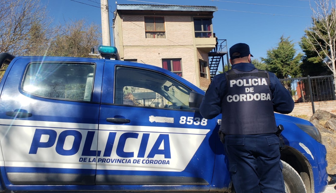 Santa Cruz del Lago: un adolescente fue detenido tras huir en una moto robada | Córdoba