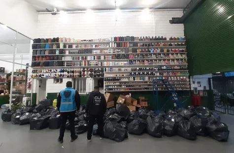 Secuestraron más de 2.300 termos potencialmente tóxicos que estaban a la venta | Actualidad